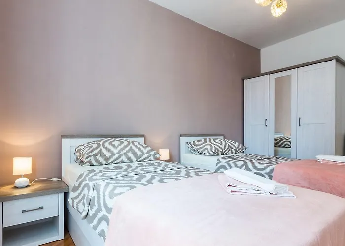 Drago 2Br Apt. In Old Town