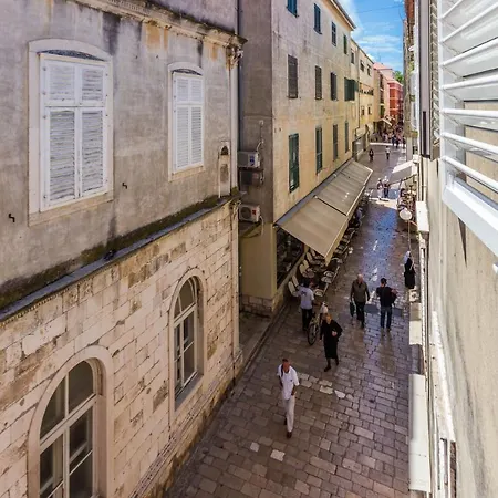 Drago 2Br Apt. In Old Town Zadar Exterior photo