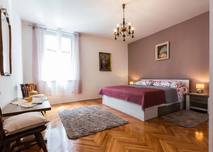 Drago 2Br Apt. In Old Town