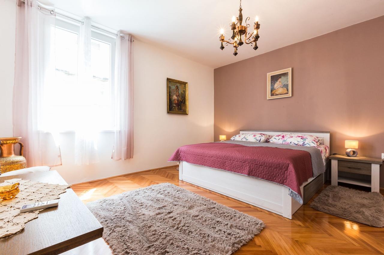 Apartment Drago 2br Apt. In Old Town